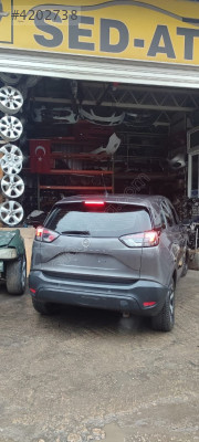 Opel Crossland arka bagaj kapağı ve diğer kaporta parçaları