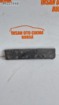 Toyota Auris Ön Tampon Plakalık Alt Plastiği 5211402150 ORiJİNAL