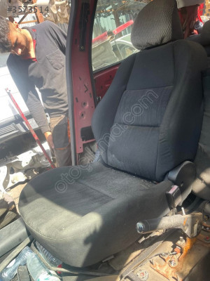 PEUGEOT 207 SAĞ ÖN KOLTUK ORJİNAL ÇIKMA PEJO