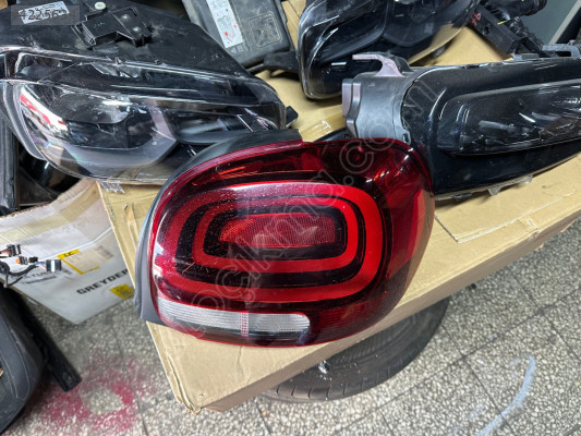 Citreon c3 sağ arka stop orjinal hatasız