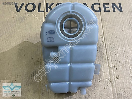 Audi A8 2010-2017 Radyatör Su Deposu Yedek Parça 4G0121403AC