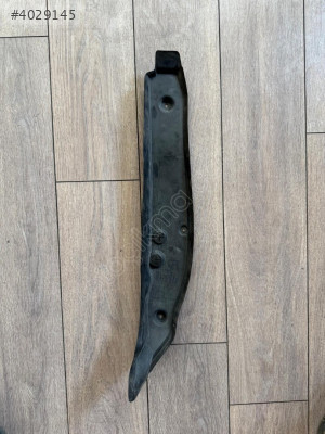 Çamurluk Plastiği Sol Mercedes-Benz E Serisi W213 A2138890300