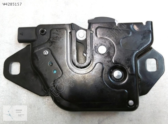 TESLA MODEL Y KAPUT KİLİDİ 1500397