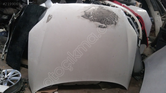 audi Q7 kaput  çıkma parçalar