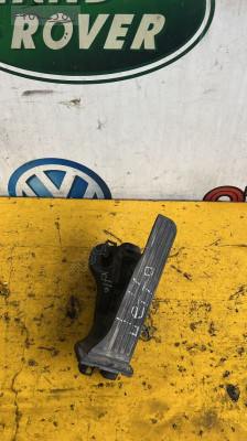 VOLKSWAGEN JETTA GAZ PEDALI 1K1721503BB