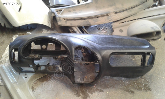 CITROEN SAXO GÖĞÜSLÜK - BAŞKA PARÇASI YOKTUR