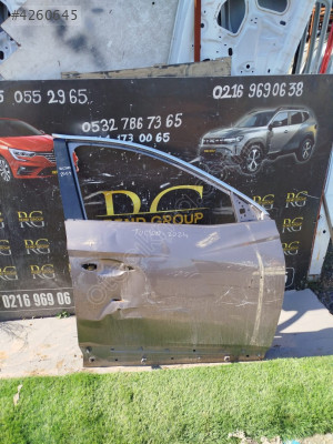 HYUNDAİ TUCSON SAĞ ÖN KAPI ORİJİNAL ÇIKMA 2024