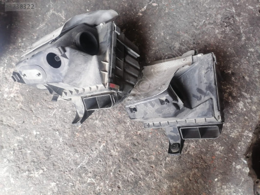 Vw Passat Hava Filtre Kutusu 1.9TDI AFN Motor 8D0129607AB