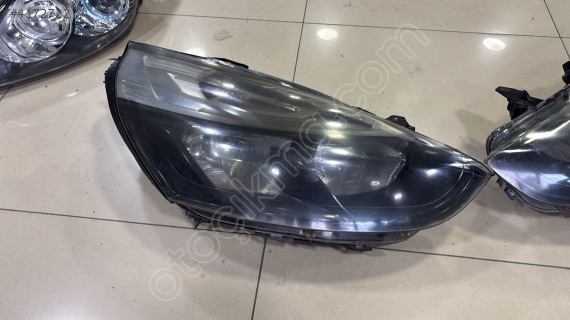 RENAULT CLİO 4 SAĞ-SOL FAR 260102104R