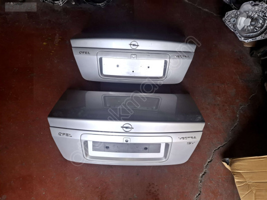 ÖZMEN OPEL VECTRA B MAKYAJLI ARKA BAGAJ KAPAĞI KOMPLE