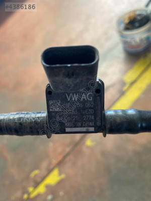 SKODA OCTAVİA AKF VALFİ SENSÖRÜ 05E906052