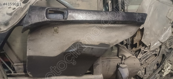 MİTSUBİSHİ LANCER SAĞ ARKA KAPI DÖŞEMESİ