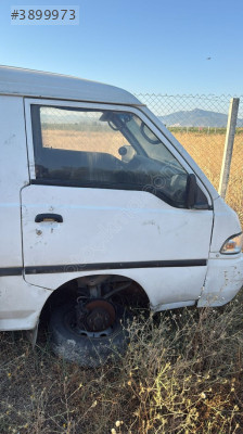 98 model Hyundai h 100 sağ ön kapı 15.000