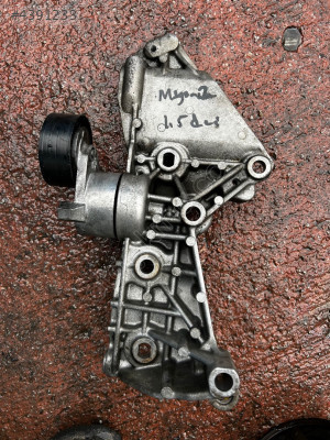 2006 megane 2 klima kompresör ayağı