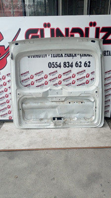Renault Kangoo arka bagaj kapağı model 2008-2012