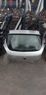 Fiat Bravo Bagaj Kapağı - Güçmanlar Oto Çıkma Parçaları
