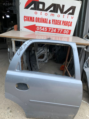 Opel Corsa c sağ arka kapı