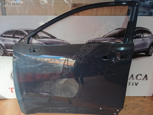 2020-2025 TOYOTA COROLLA CROSS ÇIKMA ORİJİNAL SOL ÖN KAPI