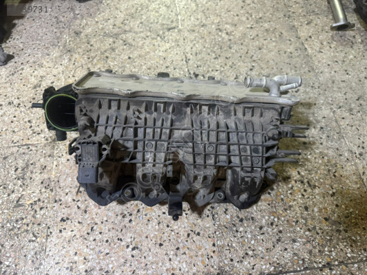 2016-18 VW POLO 1.2 TSİ EMME MANİFOLDU RADYATÖRLÜ 04E145749F