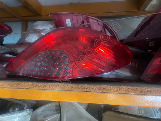 Peugeot 207 sağ arka stop lambası