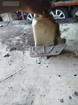 Mazda cam silgi deposu