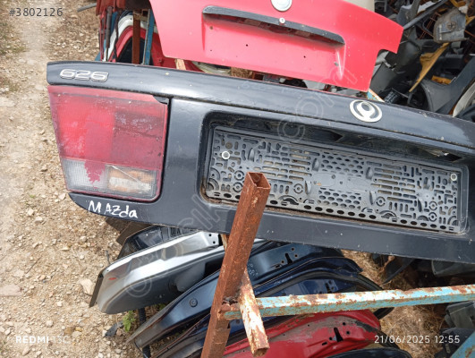 Mazda arka bagaj kapağı