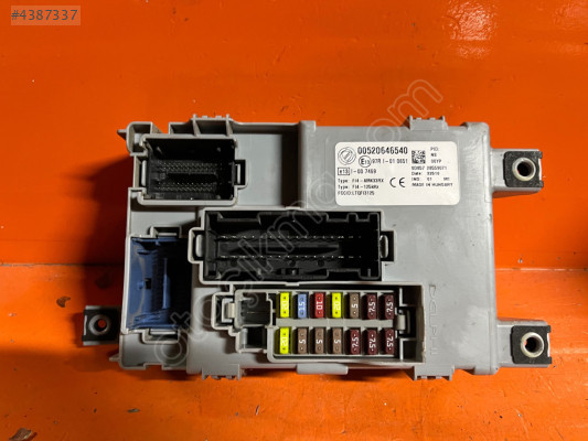 00520646540 FİAT DOBLO 1.3 BODY BEYNİ SİGORTA KUTUSU