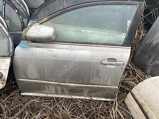 Sağ Ön Kapı - Toyota Avensis - Oto Çıkma Parçaları