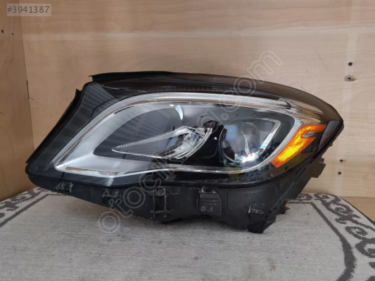 MERCEDES GLA ÇIKMA ORJİNAL SAĞ - SOL FAR