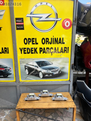 Opel astra k motor kulağı dizel sıfır 13434345