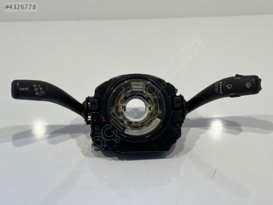 8R0953568K AUDİ A4 A5 8K B8 AIRBAG SARGISI VE SİNYAL KOLLARI