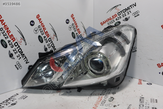 MERCEDES E SERİSİ A207 W207 SOL ÖN FAR A2078204361