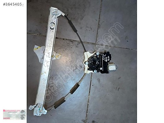 HYUNDAİ İ20 SOL CAM KRİKOSU 2018 MODEL