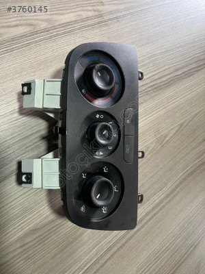 Fiat Doblo Geniş Aile Klima Kontrol Paneli