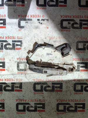 VOLKSWAGEN PASSAT SOL ÖN KAPI KİLİDİ 5E1837015C