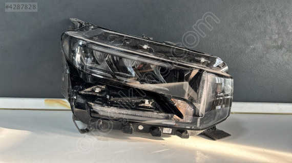 CİTROEN C3 E-C3 2024-2025 BERLİNGO LED SAĞ FAR9851349080