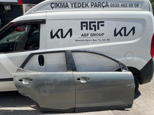 kia stonic çıkma sağ iki kapı