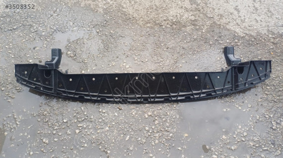 Volkswagen Jetta Golf 5 Golf 5 Plus ön tampon demiri alt plastik