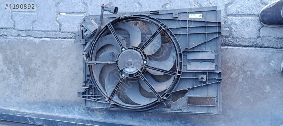 PSA BERLİNGO 3008 RİFTER ÇIKMA ORJİNAL FAN 1.5 9832930080