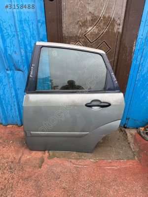 Ford focus 1 sol arka kapı dolu