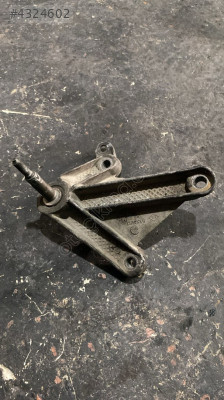 Megane 2 çıkma şanzıman takozu