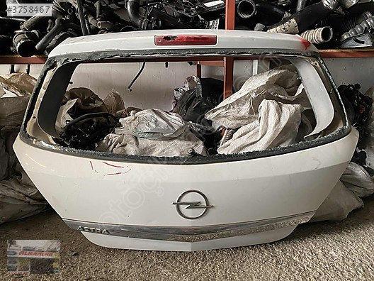 OPEL ASTRA H BEYAZ BAGAJ KAPAĞI HATCHBACK
