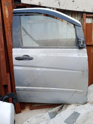 Mercedes Vito 2003 sağ ön kapı