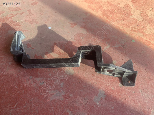 SKODA SUPERB PANEL YAN BRAKETİ SAĞ 3V0805308