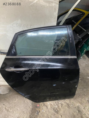 HYUNDAİ İ30 ÇIKMA ORJİNAL SAĞ ARKA KAPI HATASIZ