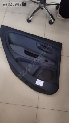 Fiat Linea Çıkma Sol Arka Kapı Döşemesi