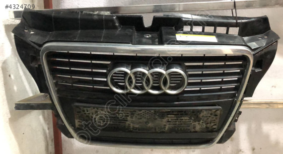 AUDİ A3 ORJİNAL ÇIKMA ÖN PANJUR