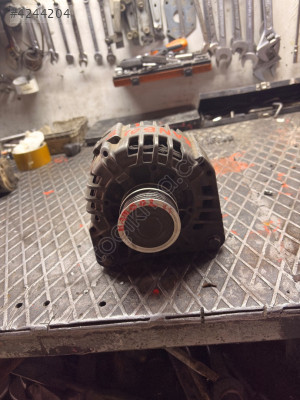 1.5 Clio Kango şarj dinamosu