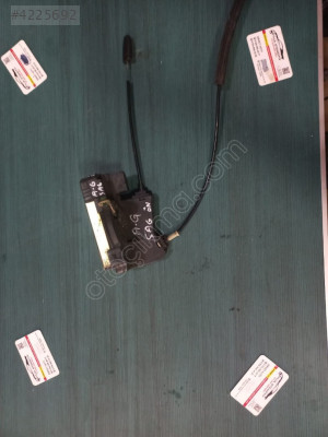 OPEL ASTRA G SAĞ ÖN KAPI KİLDİ