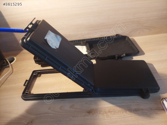 MERCEDES W 202 W 208 SIGORTA KUTUSU KAPAK TABLA KOMPLE COVER